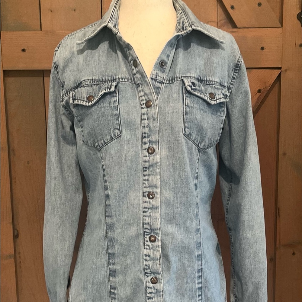 Vintage Guess Jeans Snap-Down Denim Shirt Blue